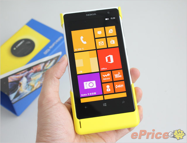 //timgcn.eprice.com.hk/cn/mobile/img/2013-08/21/4515470/hichong_3_Nokia-Lumia-1020_e94b36036092332941eafa58d193a427.jpg